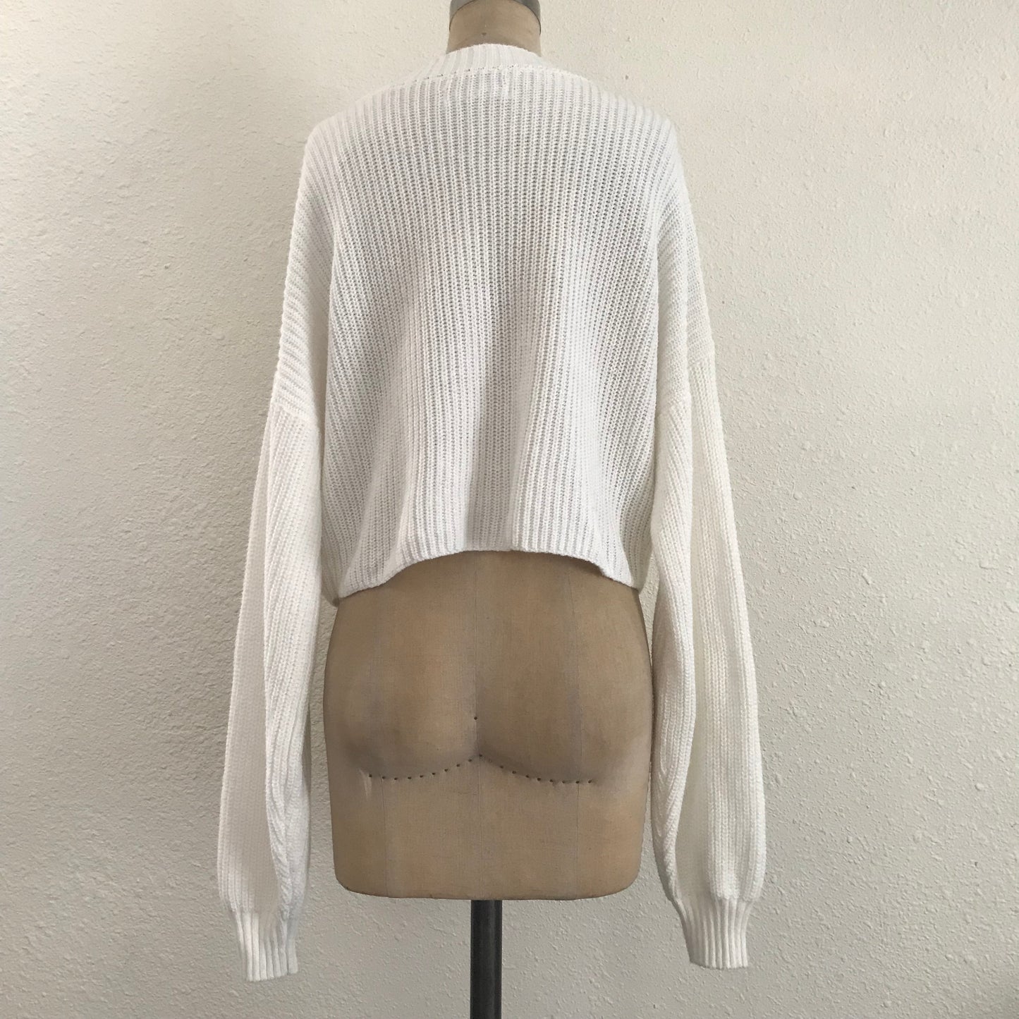 Hollister White Long Sleeve Cotton Knit Cropped Sweater