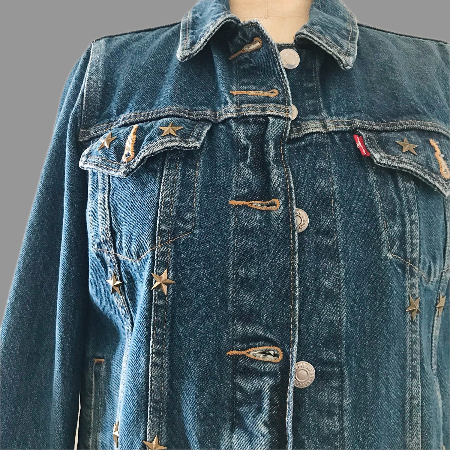 levis-prelovely-denim-brass-star-studded-jean-jacket